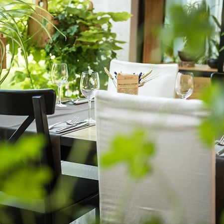 Rozmalas Ceraukste Ngoại thất bức ảnh
